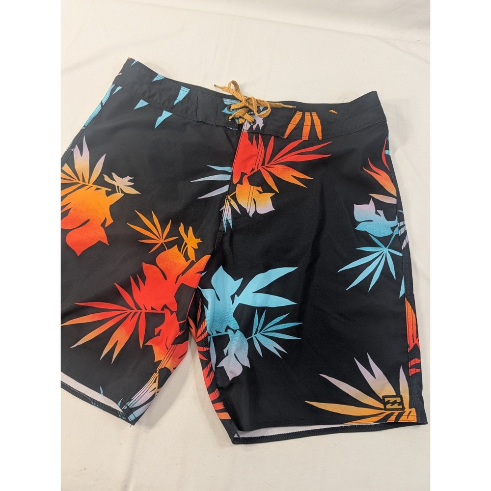Billabong Shorts Mens 32 Sundays Recycler Black Floral Board Shorts Multicolor